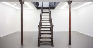 Iconic Pop-Up Gallery in Le Marais - Image 5