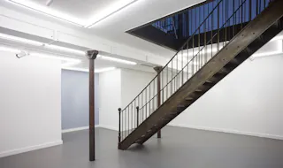 Iconic Pop-Up Gallery in Le Marais - Image 6