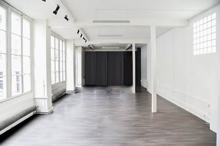 Beautiful Space in Beautiful Belleville - Image 0