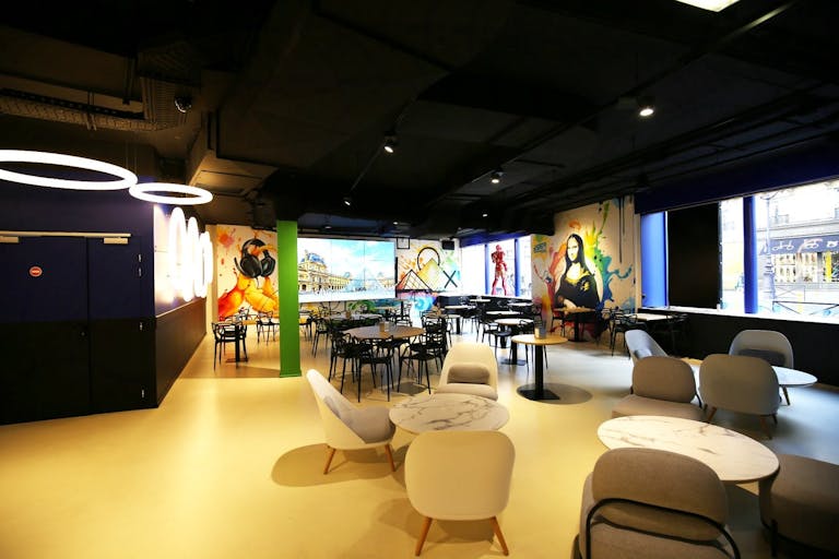 Pop-Up Store for Rent - Louvre Museum - Image 3