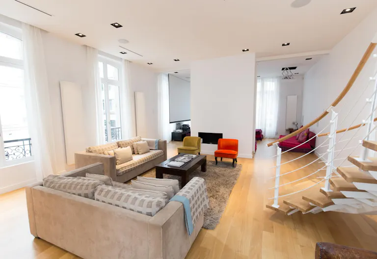 Apartment Close to Champs Élysées - Image 1