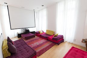 Apartment Close to Champs Élysées - Image 2