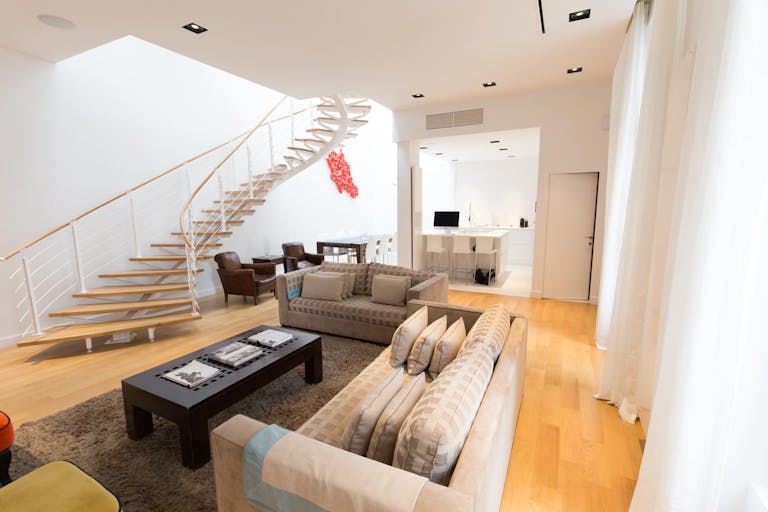 Apartment Close to Champs Élysées - Image 4