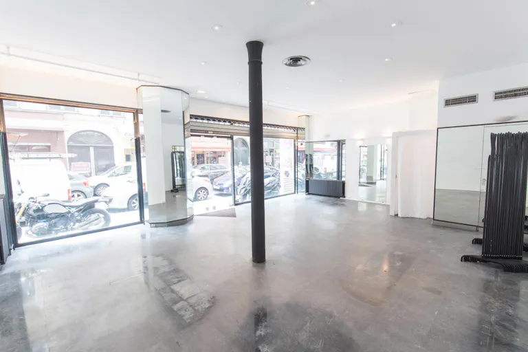 Pop-Up Store in Palais-Royal - Image 0