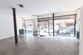 Pop-Up Store in Palais-Royal - Image 1