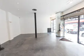 Pop-Up Store in Palais-Royal - Image 3