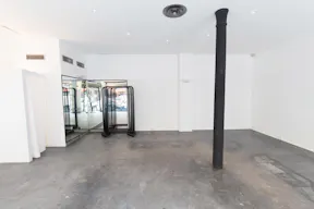 Pop-Up Store in Palais-Royal - Image 4