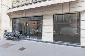 Pop-Up Store in Palais-Royal - Image 5