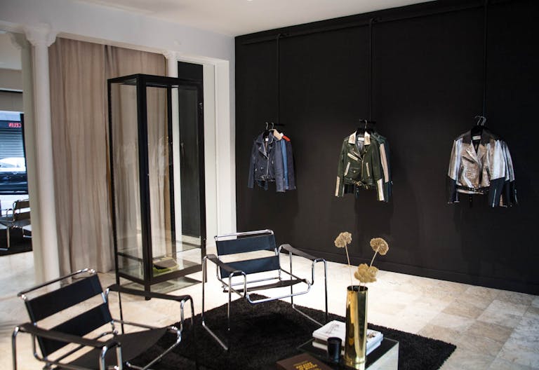 Le Marais Pop-Up Store - Image 4