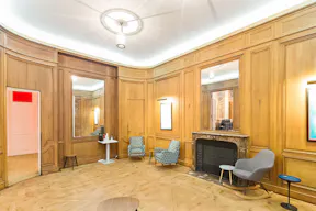 Event Space in Champs Élysées - Image 8
