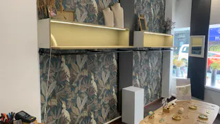 Petite Boutique in Le Marais - Image 1