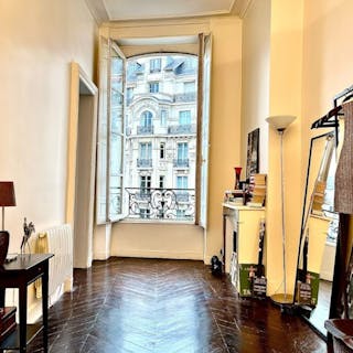Appartement 6ème arrondissement idéal pour showrooms/dîners - Image 2