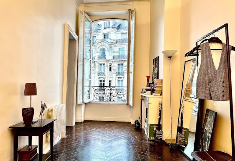 Appartement 6ème arrondissement idéal pour showrooms/dîners - Image 2