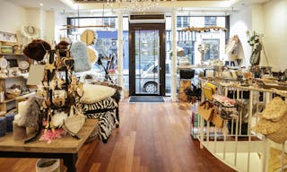 Bright Le Marais Boutique - Shared Space - Image 13