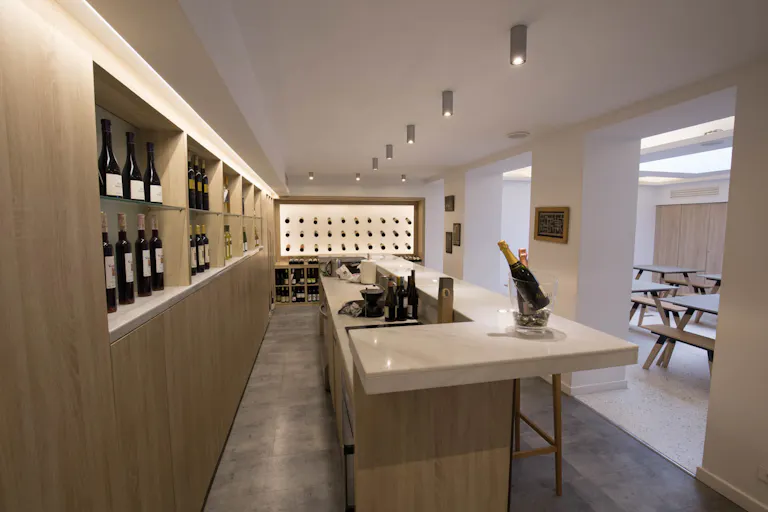 Showroom in Le Marais - Image 1