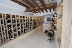 Showroom in Le Marais - Image 6