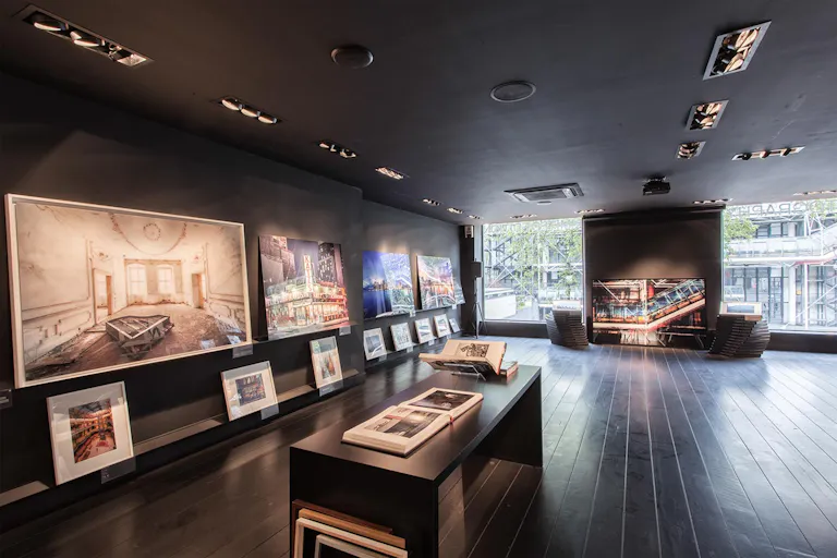 Conceptual Gallery in Beaubourg - Image 0