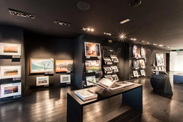 Conceptual Gallery in Beaubourg - Image 4