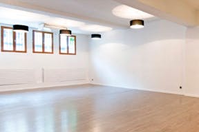 Unique Space in Nation neighborhood - Image 1