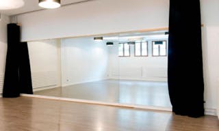 Unique Space in Nation neighborhood - Image 2