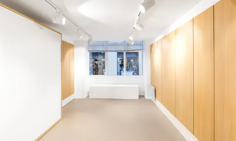 Versatile Gallery in Palais-Royal - Image 0