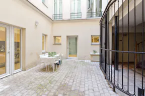 Versatile Gallery in Palais-Royal - Image 5