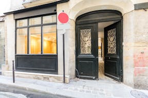 Versatile Gallery in Palais-Royal - Image 6