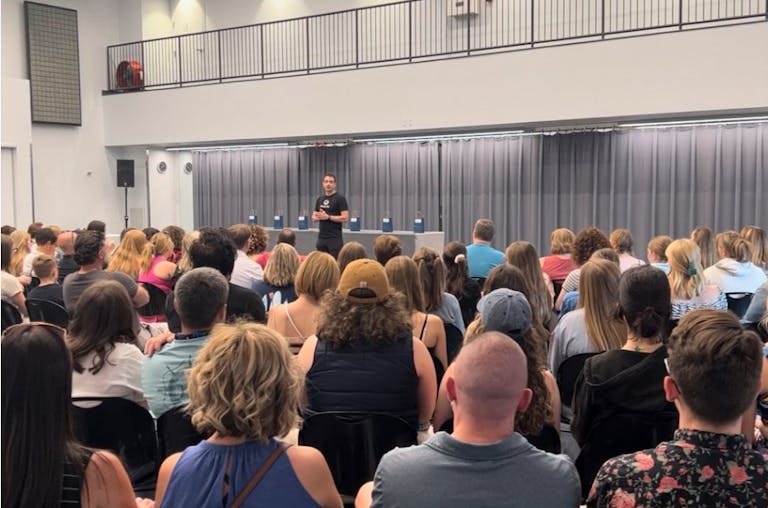 3300 sq ft, flexible white box event space and production studio - Image 4