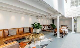 Tons of natural light! Soaring ceilings! Convenient Location! - Image 3