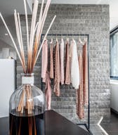 Showroom mode avec vue Tour Eiffel – Paris 17 – 195m² lumineux - Image 5