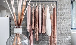 Showroom mode avec vue Tour Eiffel – Paris 17 – 195m² lumineux - Image 5