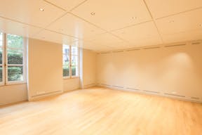 Luxury Gallery in Saint-Germain - Image 5