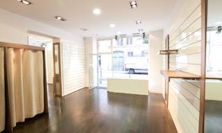 Flexible Shop in Popular Le Marais - Image 1