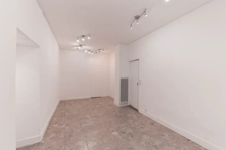 Boutique in Le Marais - Image 3
