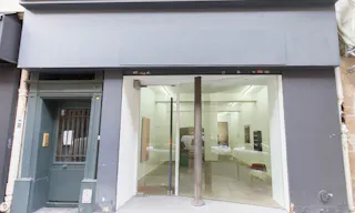 Bright Le Marais Gallery Space - Image 4