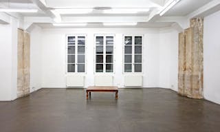 Stunning Space in Vibrant Bastille - Image 5