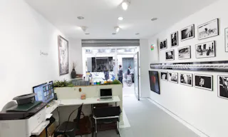 Versatile Gallery in Haut Marais - Image 1