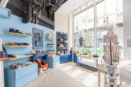 Colorful Pop-Up Shop in Les Halles - Image 0
