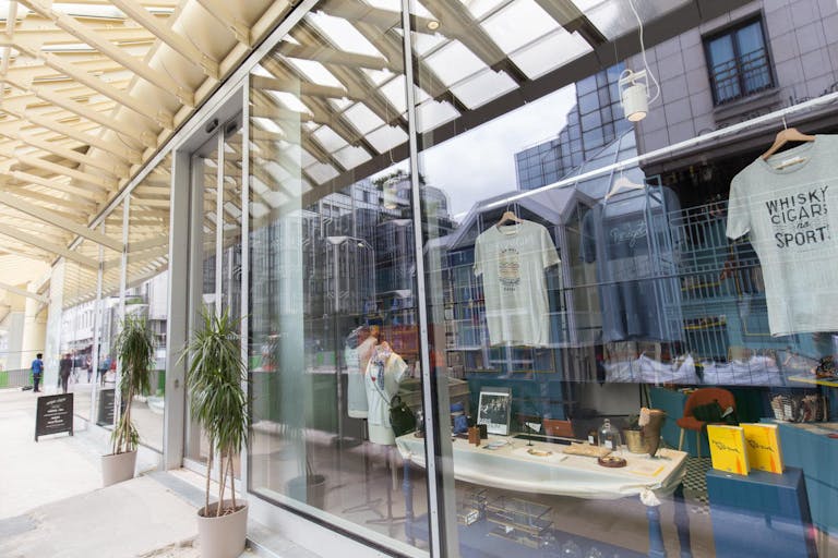 Colorful Pop-Up Shop in Les Halles - Image 1