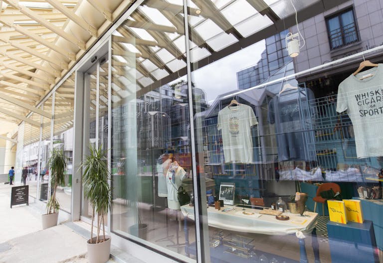 Colorful Pop-Up Shop in Les Halles - Image 1