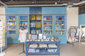 Colorful Pop-Up Shop in Les Halles - Image 5