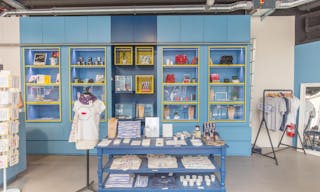 Colorful Pop-Up Shop in Les Halles - Image 5
