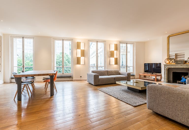 Apartment in Palais Royal - Image 2