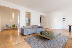 Apartment in Palais Royal - Image 4