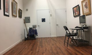 Pop Up Gallery in Trendy Clinton Hill - Image 2