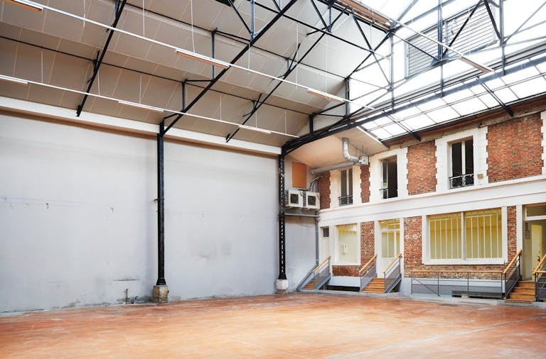 Unique Hybrid Space in Paris - Image 3