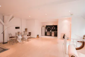 Apartment in Grands-Boulevards - Image 3