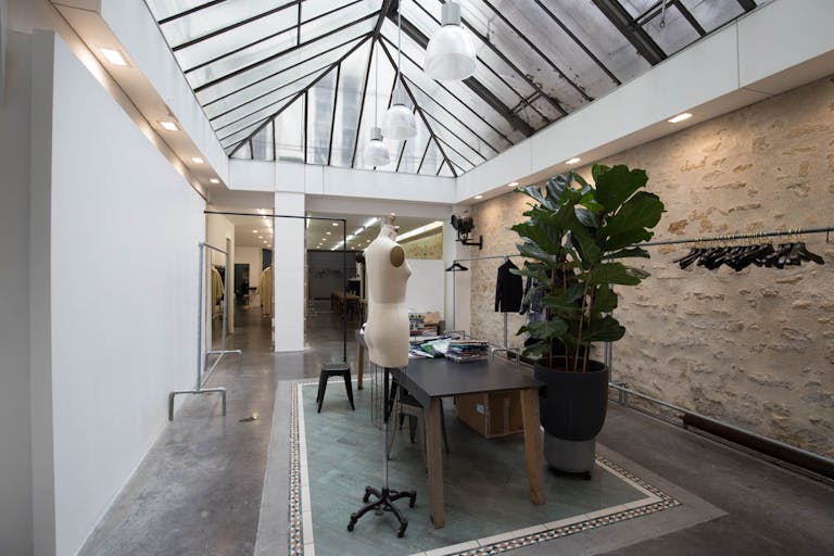 Modern Gallery in Le Marais - Image 0