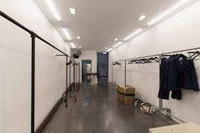 Modern Gallery in Le Marais - Image 2