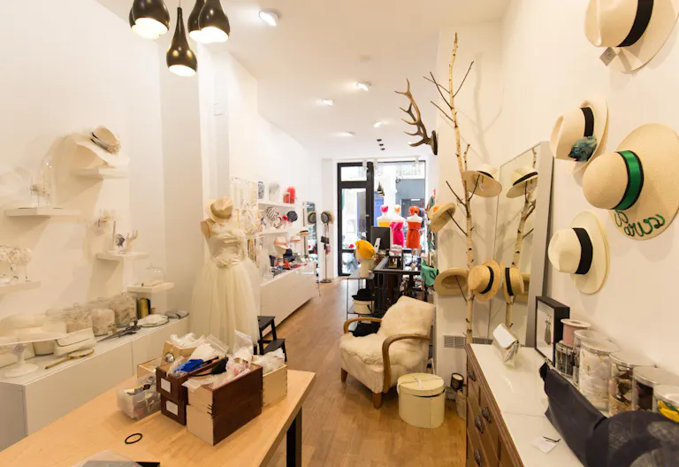 Charming Shop in Le Marais - Image 3